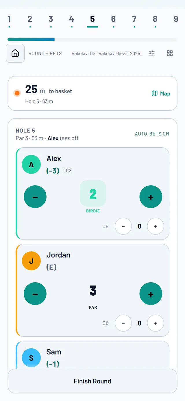 Live disc golf scoring on a phone — hole 5 at Rakokivi, three players with running scores, a birdie highlighted, and distance to the basket